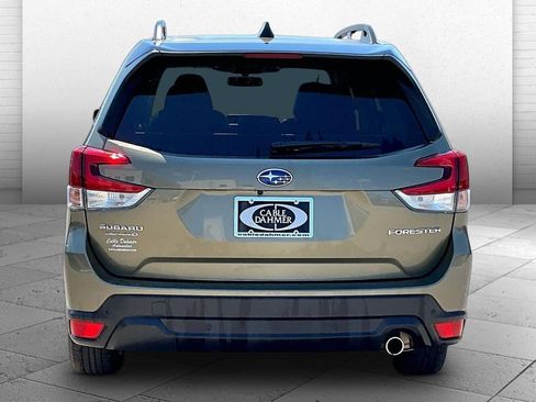 Used 2024 Subaru Forester Limited AWD/4WD image 3