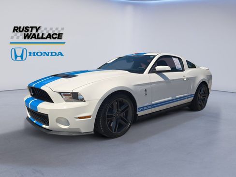 Used 2010 Ford Mustang Shelby GT500 RWD image 1