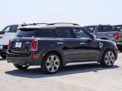 Used 2024 MINI Cooper Countryman S FWD image 4
