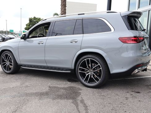 New 2026 Mercedes-Benz GLS 580 4MATIC image 4