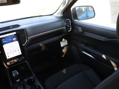 New 2025 Ford Ranger XLT w/ FX4 Off-Road Package image 13