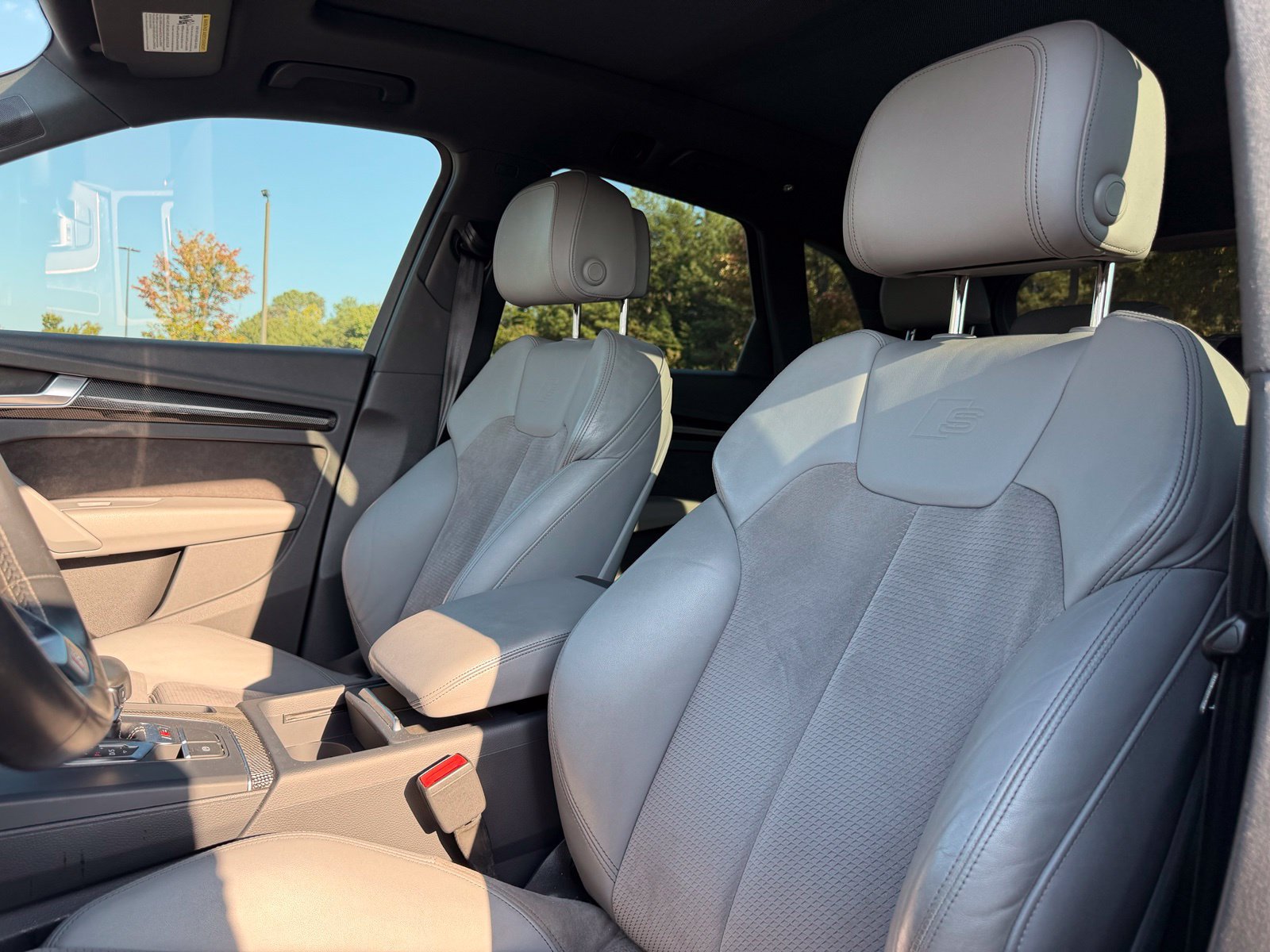 Used 2018 Audi SQ5 Prestige AWD/4WD image 16