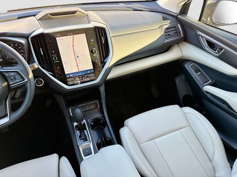 Certified 2025 Subaru Ascent Limited image 33