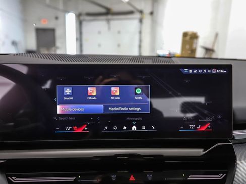 New 2026 BMW 530i xDrive 530i xDrive w/ M Sport Package image 17