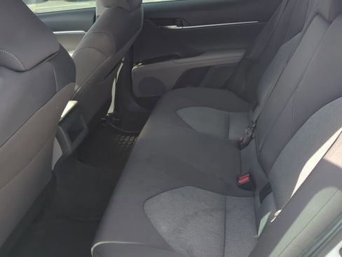 Used 2022 Toyota Camry LE image 23