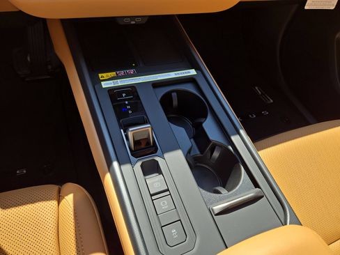 New 2026 Lexus ES 350e FWD image 22