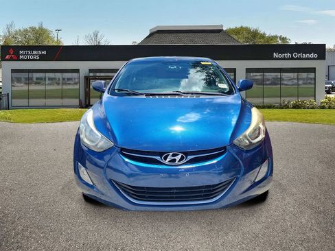 Used 2016 Hyundai Elantra SE w/ Option Group 02 FWD image 1