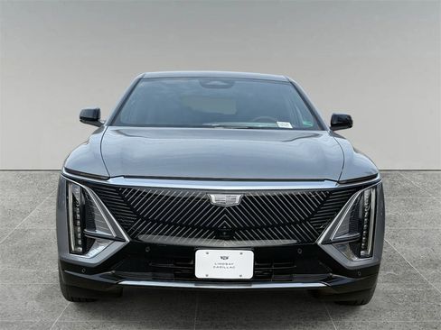 New 2026 Cadillac Lyriq Premium Luxury image 7