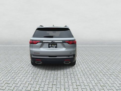 Used 2023 Chevrolet Traverse Premier w/ Redline Edition AWD/4WD image 7