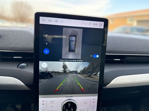 Used 2024 Ford Mustang Mach-E Premium image 18