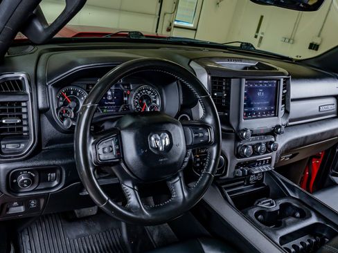 Used 2021 RAM 1500 Big Horn w/ Built-to-serve Edition image 17