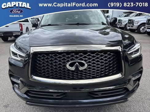 Used 2023 INFINITI QX80 Premium Select w/ All-Season Package AWD/4WD image 10