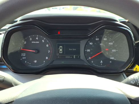 Used 2025 Chevrolet Trax LS w/ LS Convenience Package FWD image 16