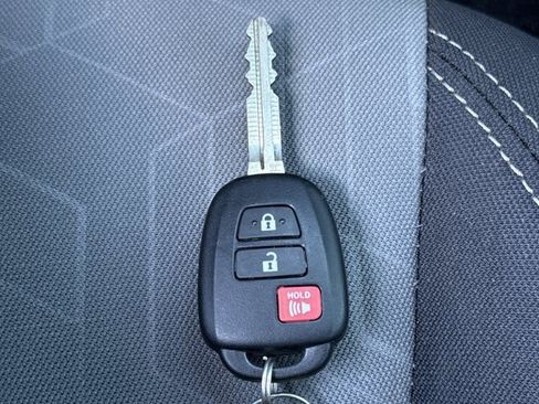 Used 2023 Toyota Tacoma TRD Sport image 25