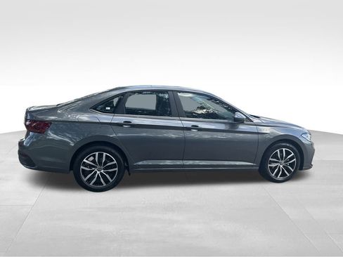 New 2026 Volkswagen Jetta SE image 3
