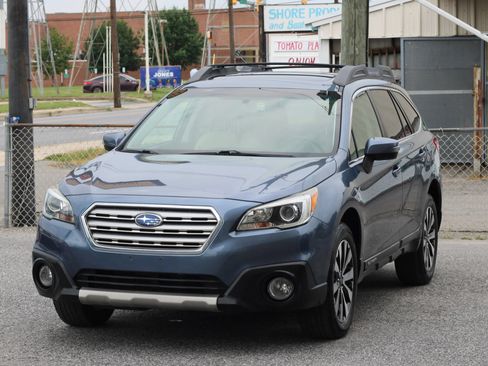 Used 2015 Subaru Outback 2.5i Limited AWD/4WD image 3