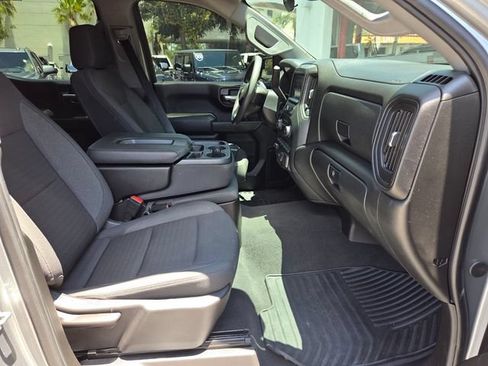 Used 2024 Chevrolet Silverado 1500 Custom w/ Turbomax Blackout Package RWD image 15
