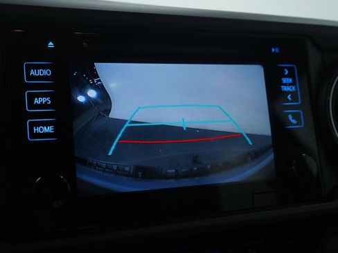 Used 2019 Toyota Tacoma TRD Sport image 23