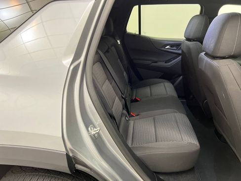 Used 2026 Chevrolet Equinox LT FWD image 30