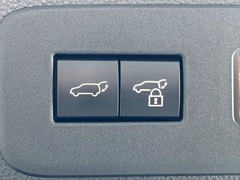 Certified 2024 Lexus GX 550 AWD/4WD image 16