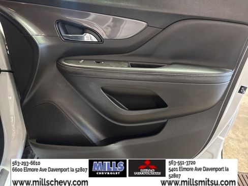 Used 2020 Buick Encore Preferred FWD image 17