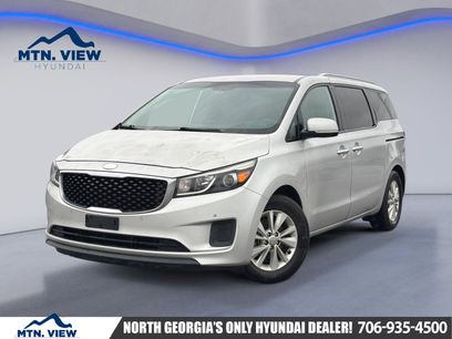 Used 2018 Kia Sedona LX w/ LX Essentials Premium Package