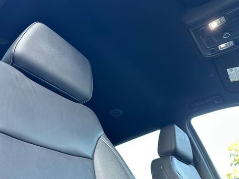 Used 2024 Chevrolet Tahoe LT image 18