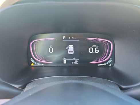 Used 2024 Kia Soul LX w/ Option Group 015 FWD image 18