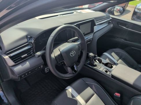 Used 2026 Toyota Camry SE FWD image 12