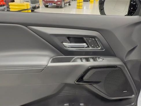 New 2026 Chevrolet Silverado EV LT image 10