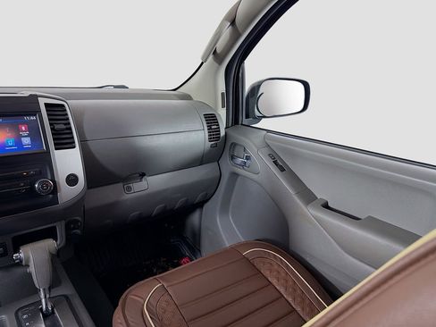 Used 2019 Nissan Frontier SV AWD/4WD image 23