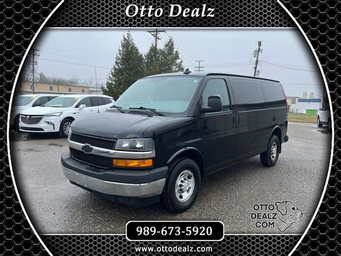 Used 2018 Chevrolet Express 2500 w/ Driver Convenience Package image 1