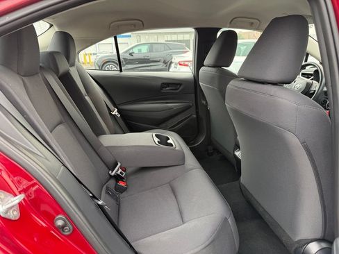 Used 2025 Toyota Corolla LE FWD image 16