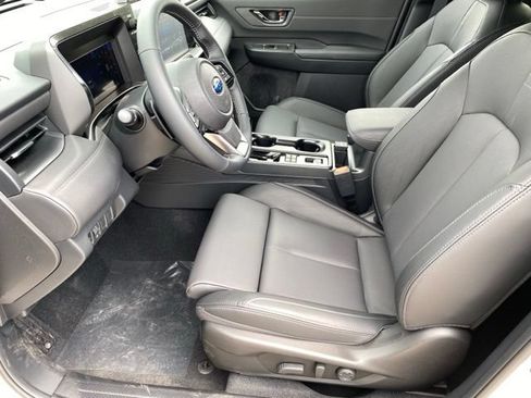 New 2026 Subaru Outback Touring AWD/4WD image 11