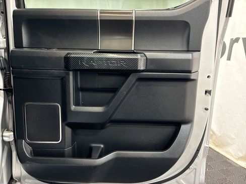 Used 2019 Ford F150 Raptor w/ Equipment Group 802A Luxury AWD/4WD image 14