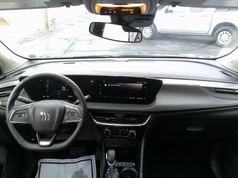 Used 2024 Buick Encore GX Sport Touring image 19