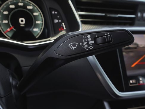 Used 2022 Audi S6 Premium Plus AWD/4WD image 22