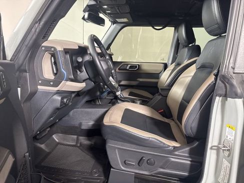 Certified 2022 Ford Bronco Wildtrak image 11