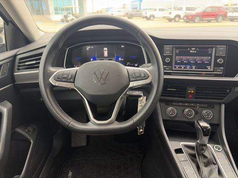 Used 2024 Volkswagen Jetta S image 12