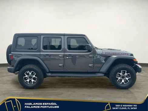 Used 2020 Jeep Wrangler Unlimited Rubicon w/ Cold Weather Group AWD/4WD image 7