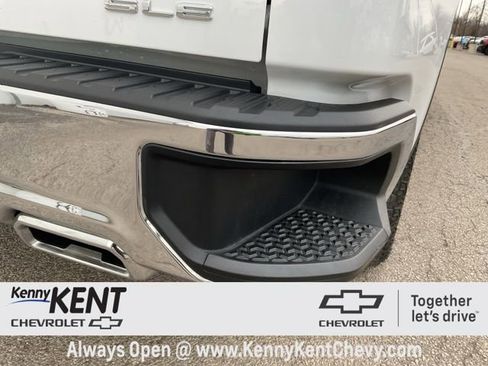 Used 2023 GMC Sierra 1500 SLE image 11