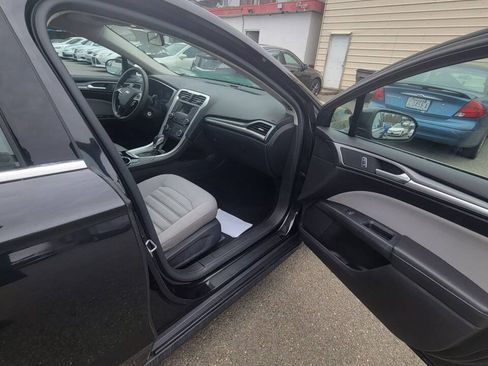 Used 2014 Ford Fusion S FWD image 16