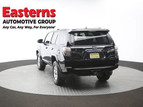 Used 2015 Toyota 4Runner SR5 AWD/4WD image 38