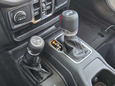 New 2025 Jeep Wrangler Sahara image 17