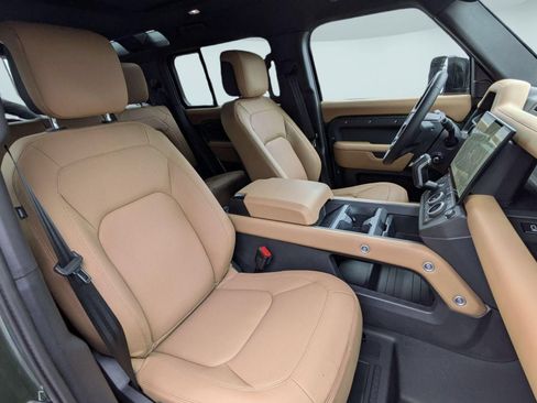 New 2026 Land Rover Defender 110 X-Dynamic SE AWD/4WD image 30
