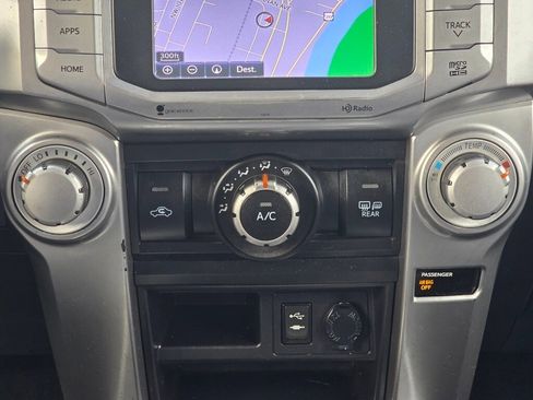 Used 2015 Toyota 4Runner SR5 image 13