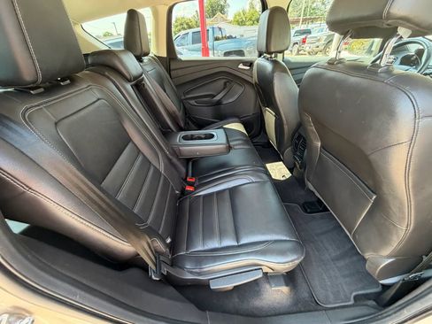 Used 2017 Ford Escape Titanium AWD/4WD image 18
