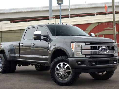 Used 2017 Ford F350 Platinum AWD/4WD image 1
