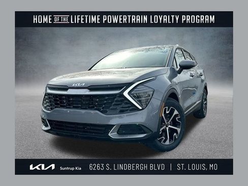 Used 2025 Kia Sportage EX image 1