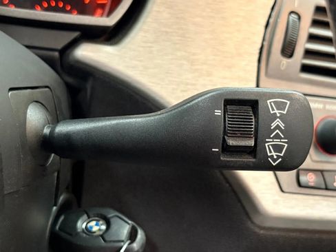 Used 2003 BMW Z4 2.5i image 31